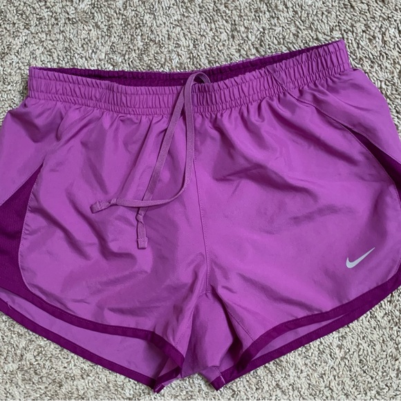 Nike Women’s Purple Running Shorts XS - Picture 2 of 6